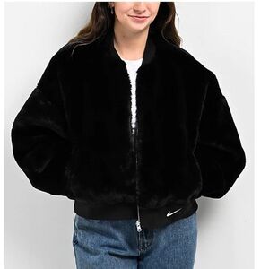 NWT NIKE FAUX FUR REVERSIBLE BOMBER JACKET SIZE LARGE BLACK